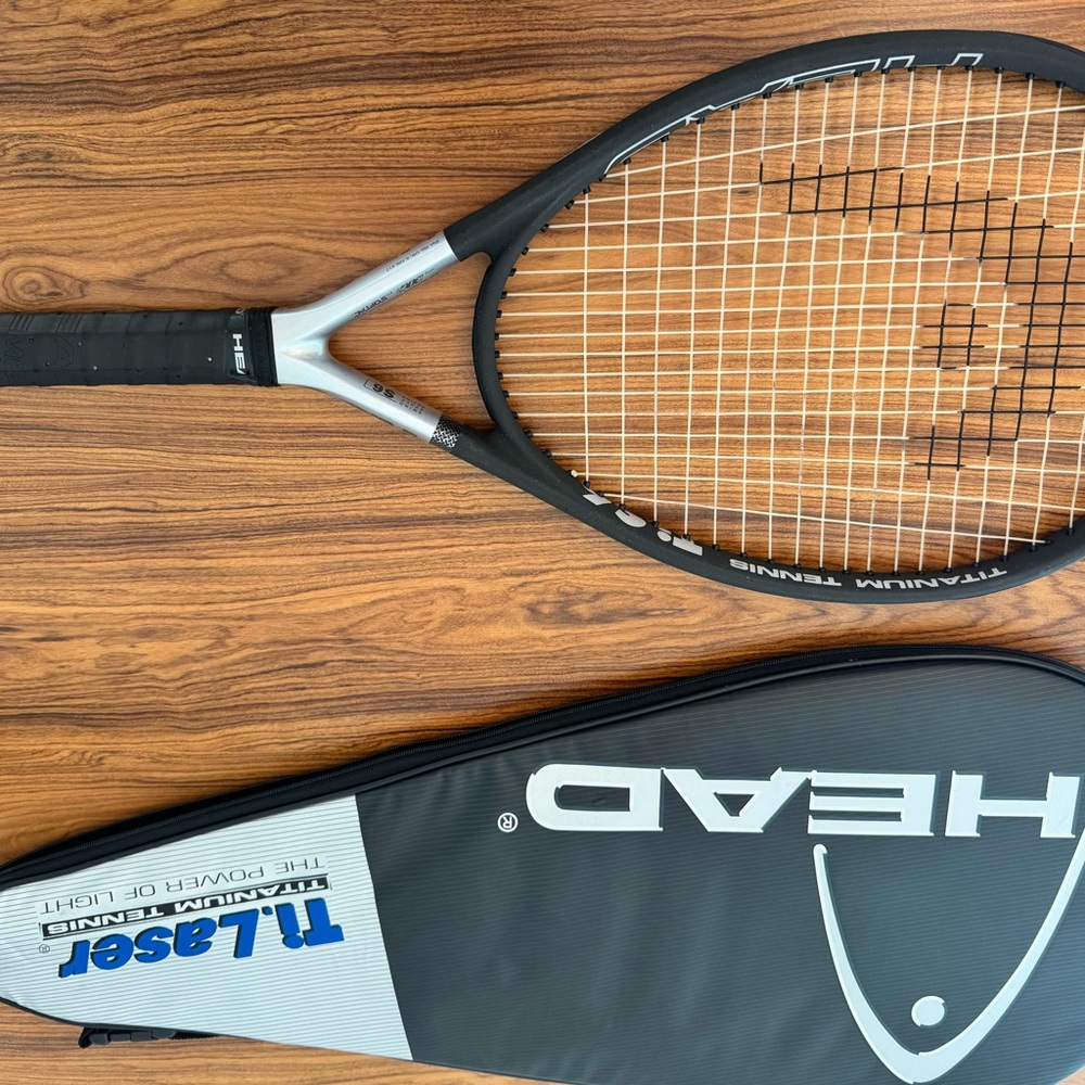 Head Titanium Ti S6 Tennis Racquet with plastic case cover